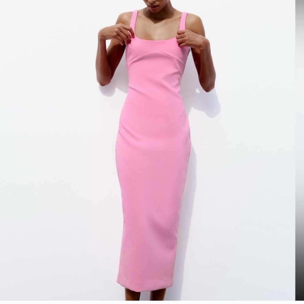 Zara Pink fitted midi dress size M.